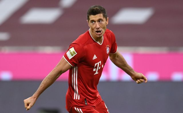 Robert Lewandowski je uprizoril novo veličastno predstavo. FOTO: Christof Stache/AFP