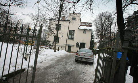 Samo da je po starem