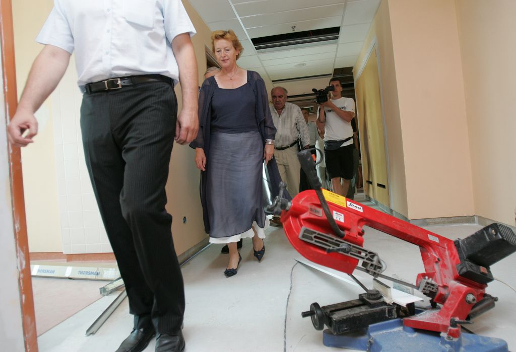 Ministrica na delovišču nove pediatrije