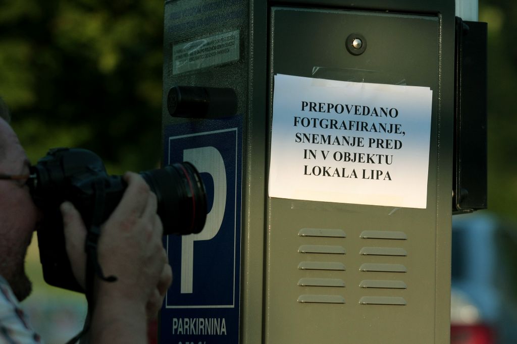 Lipa kmalu po odprtju ponovno zaprla vrata