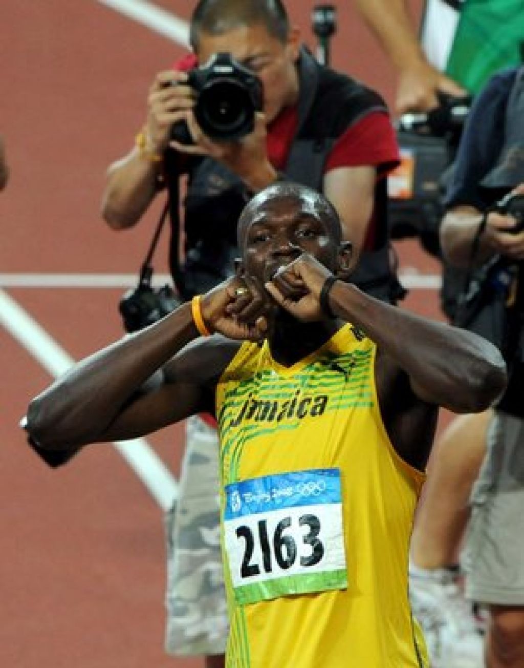Bolt prispeval v dobrodelne namene