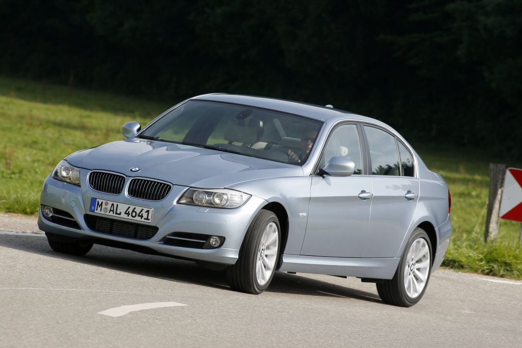 BMW septembra letos prvič z rastjo prodaje