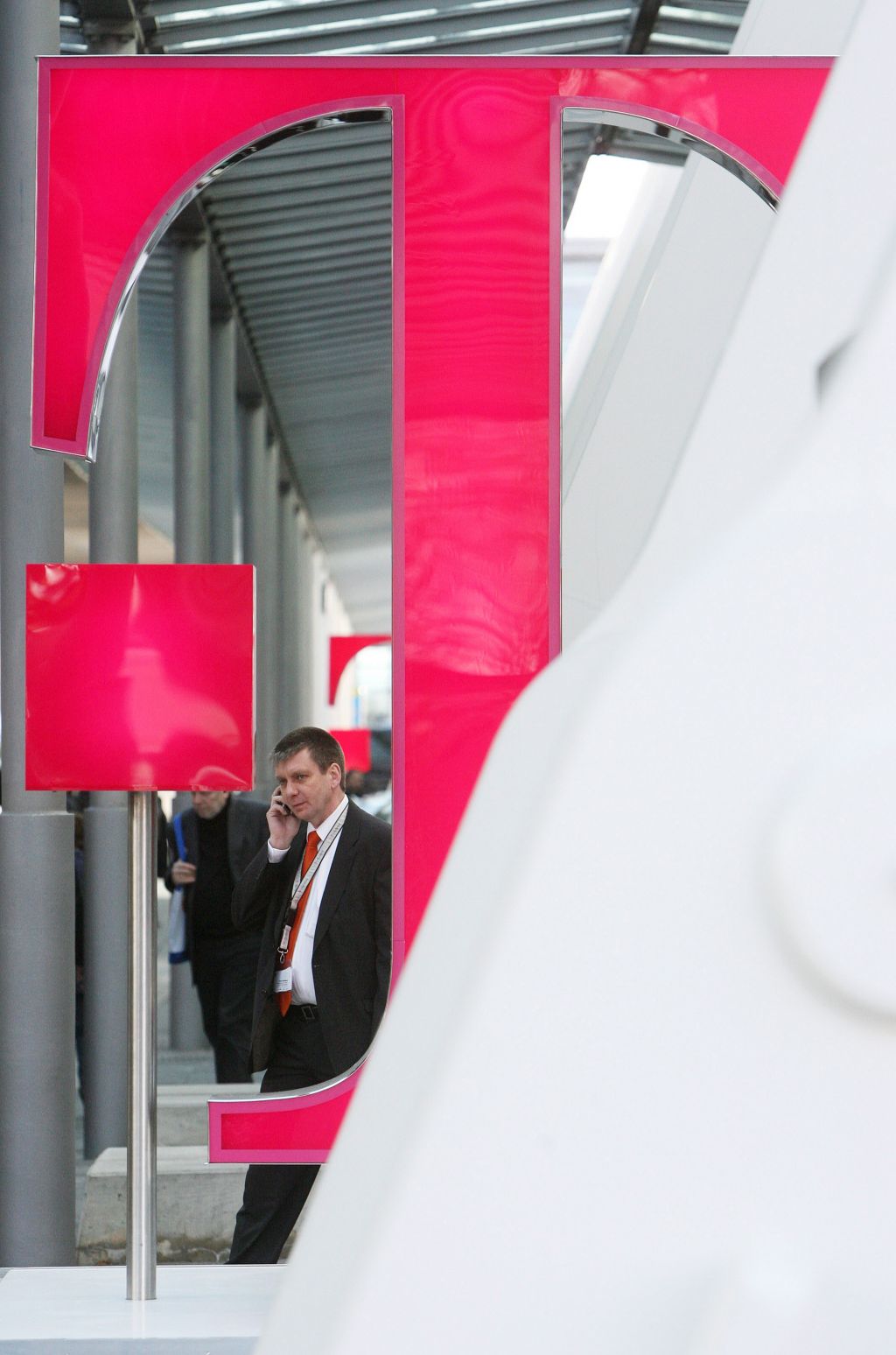 Ukradli podatke 17 milijonov strank T-Mobile