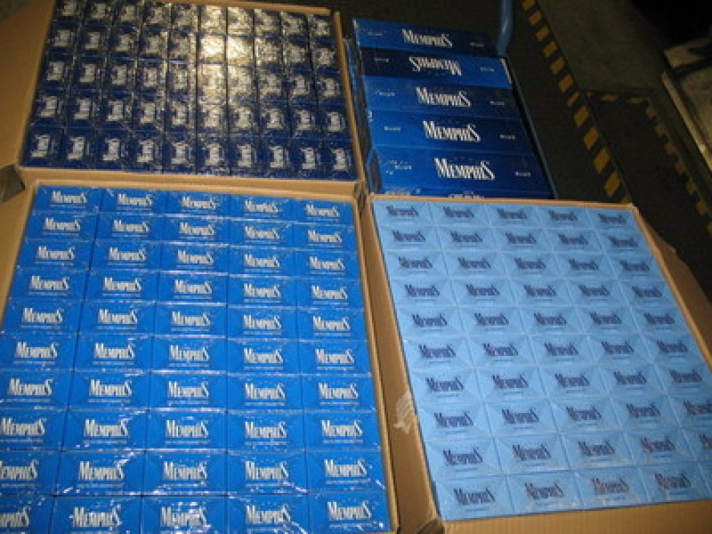 364.000 škatlic pretihotapljenih cigaret