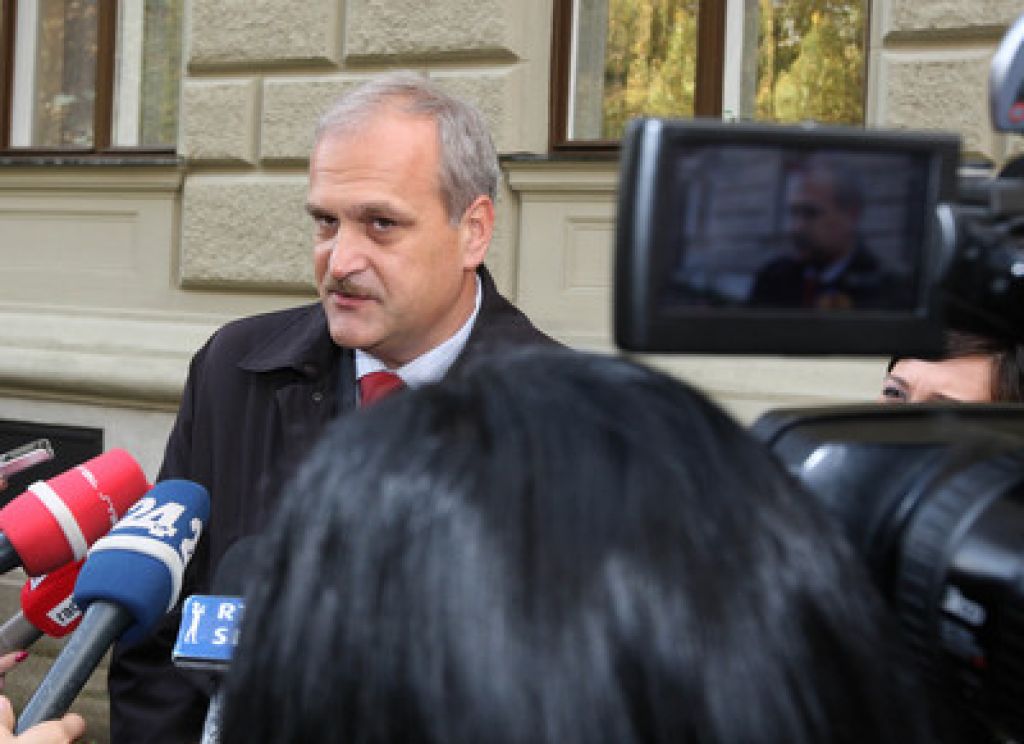 Türk še nič o imenu mandatarja