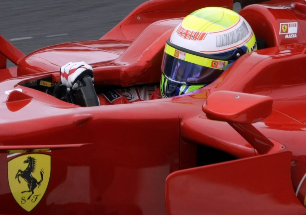 Alonso najhitrejši na drugem treningu