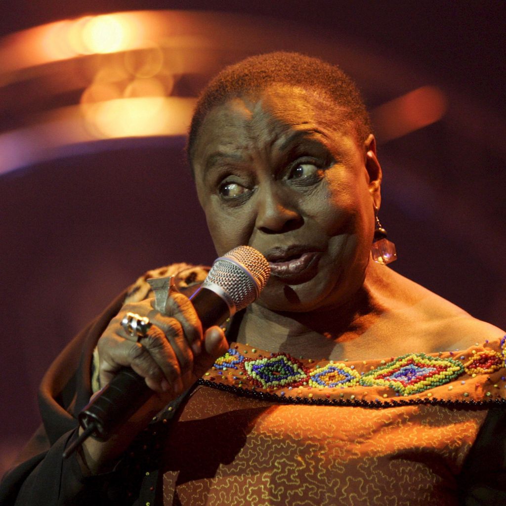 Umrla &quot;Mama Afrike&quot;