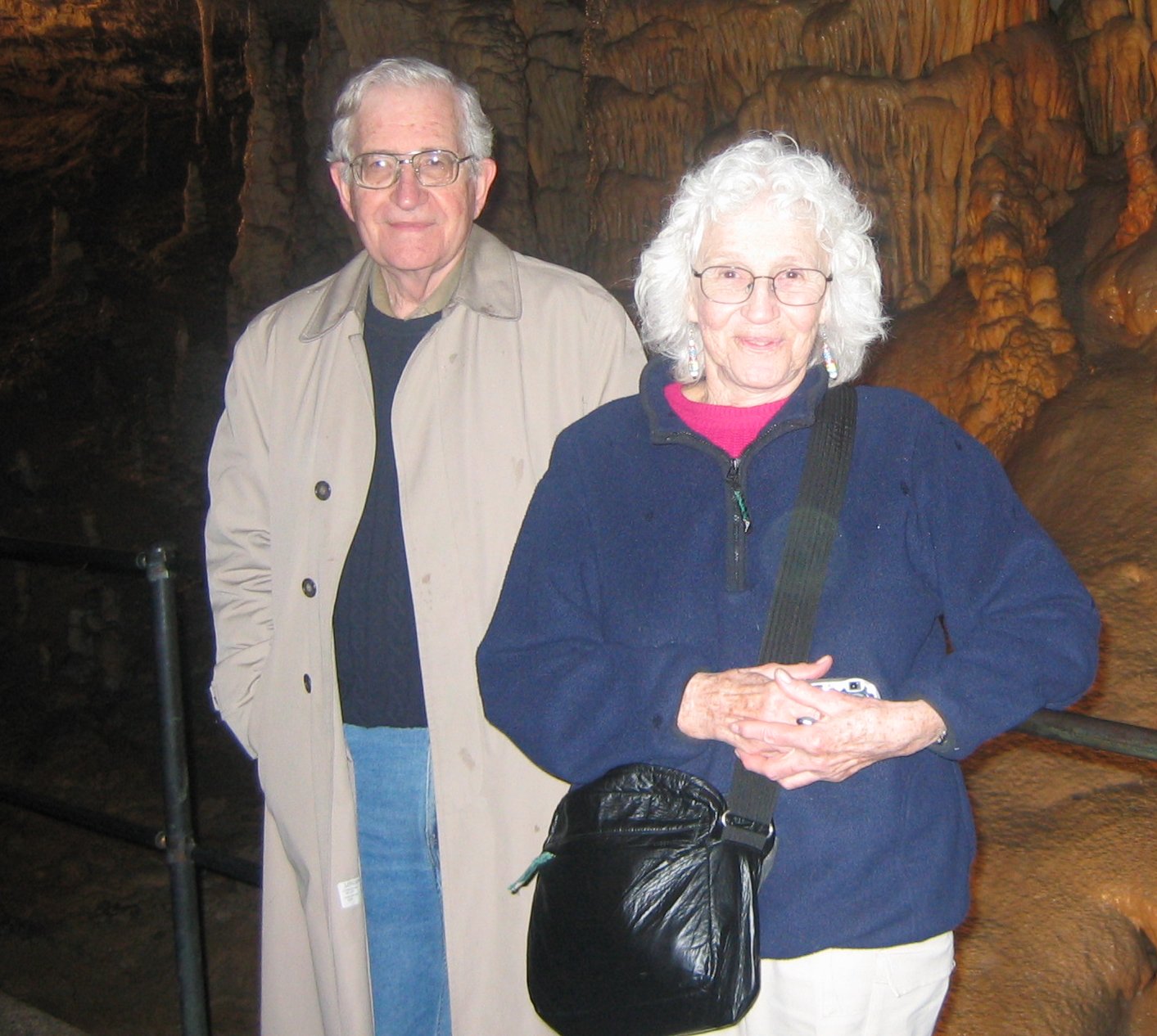 Carol Chomsky, lingvistka, a drugačna od moža