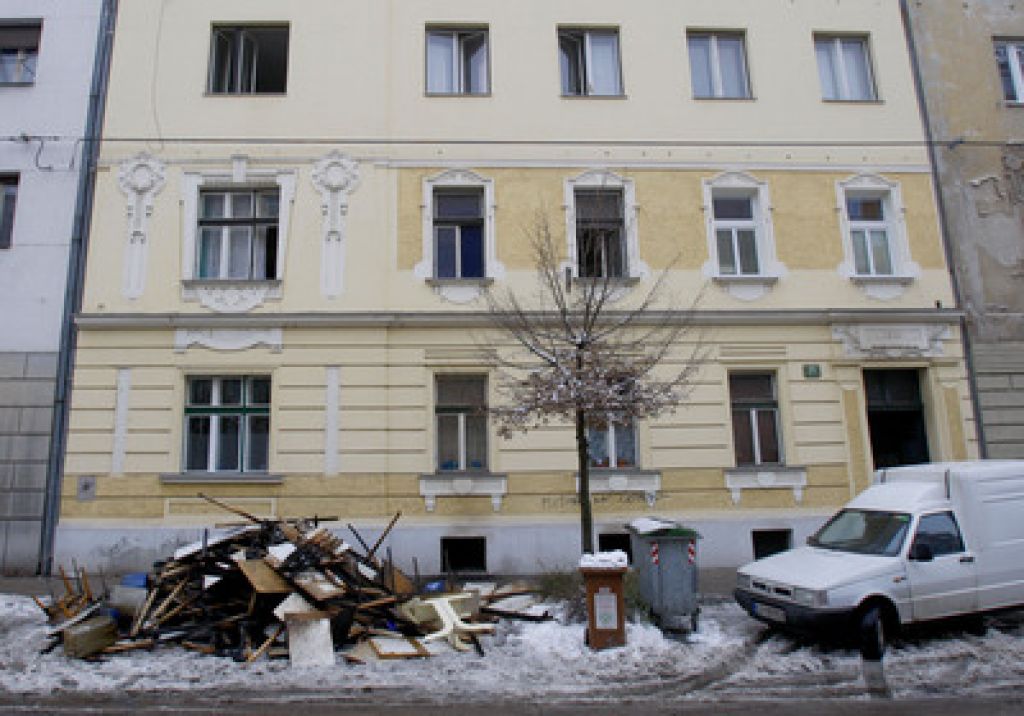 Zjutraj zagorelo v središču Ljubljane