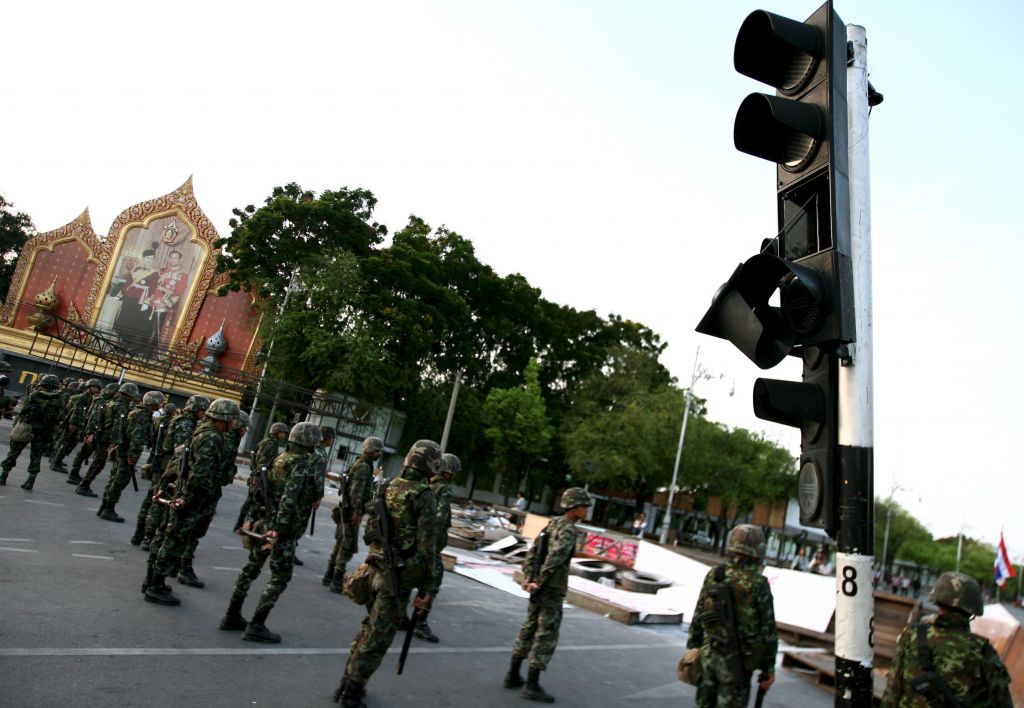 FOTO: Pritiski vojske končali proteste