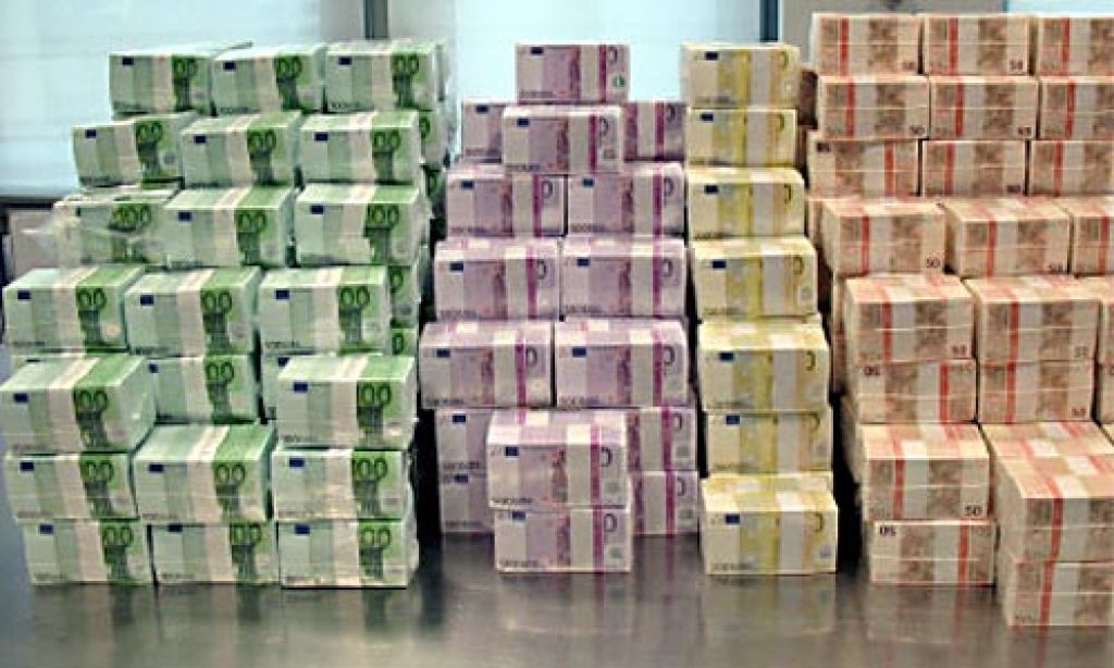Francoz zadel 100 milijonov evrov