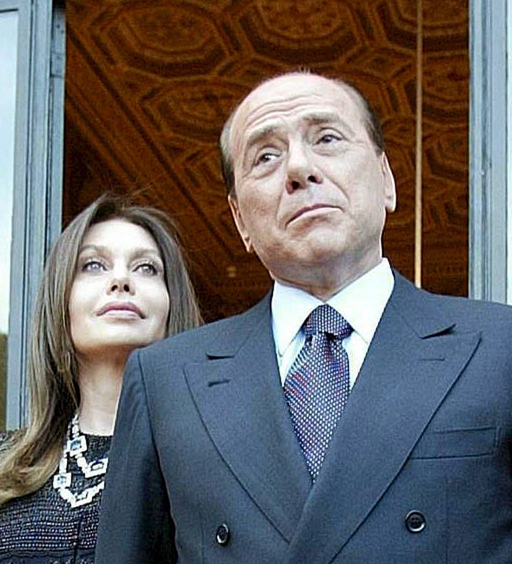 Berlusconijeve laži na papirju