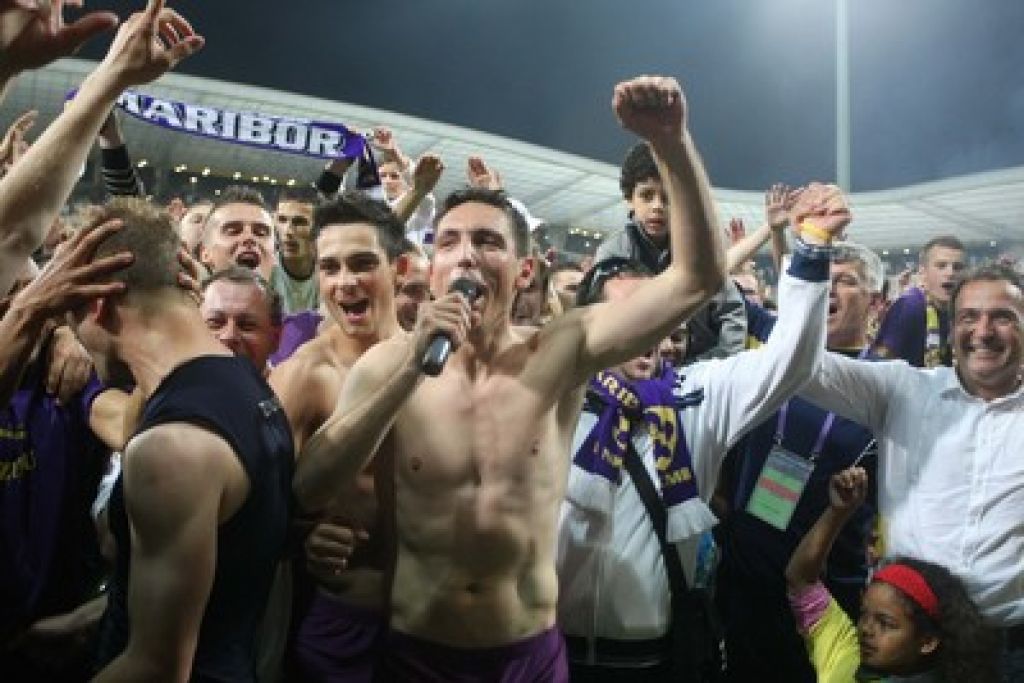 Po tekmi v Mariboru 26 poškodovanih in štiri kazni