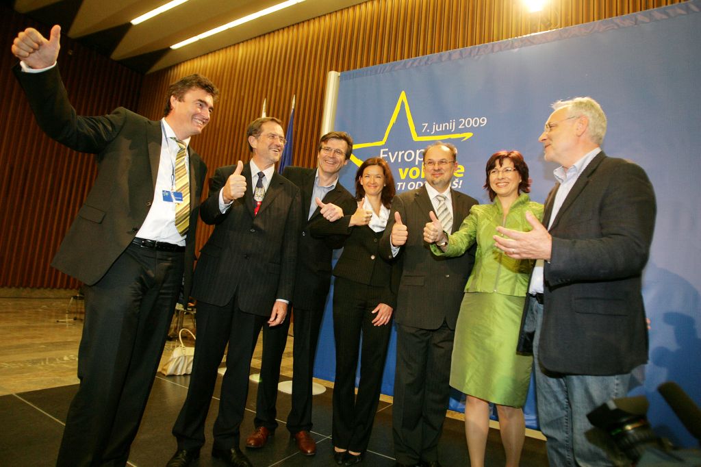 Skromna podpora slovenskih poslancev za Barrosa