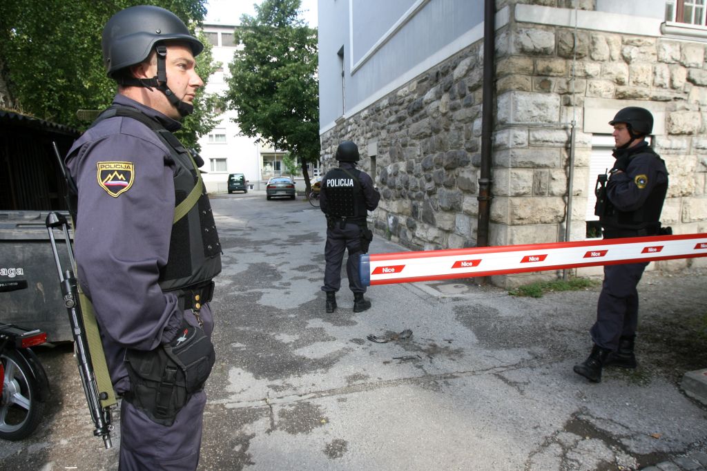 Nadaljevanje spektakularne »filmske« racije?