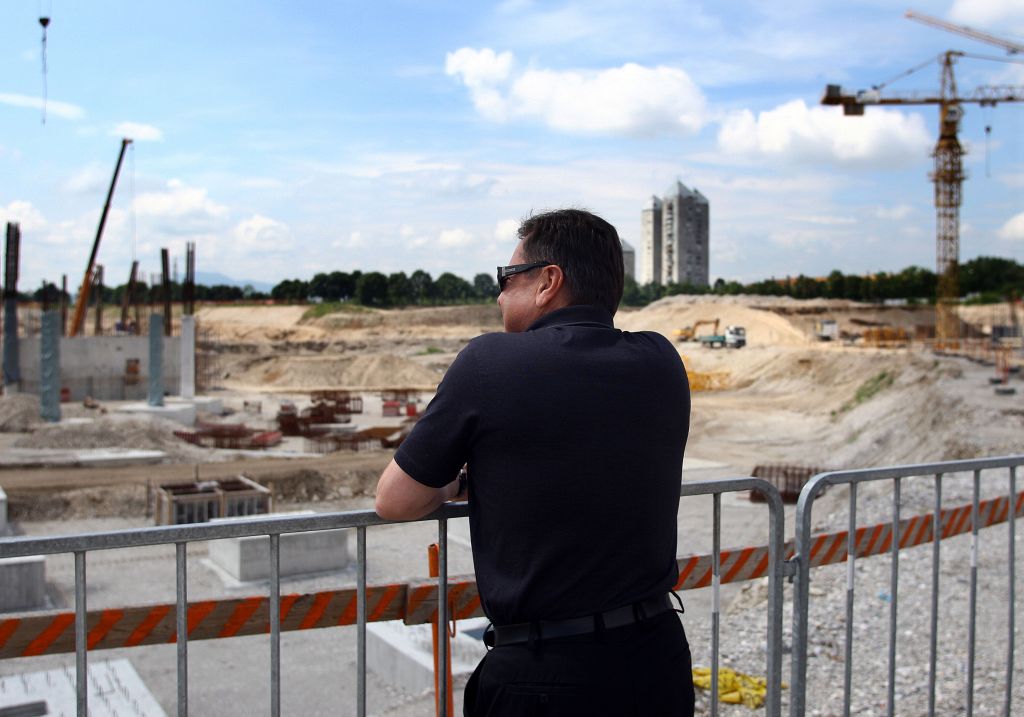 FOTO: Trgovski center v Stožicah bo gradila Supernova
