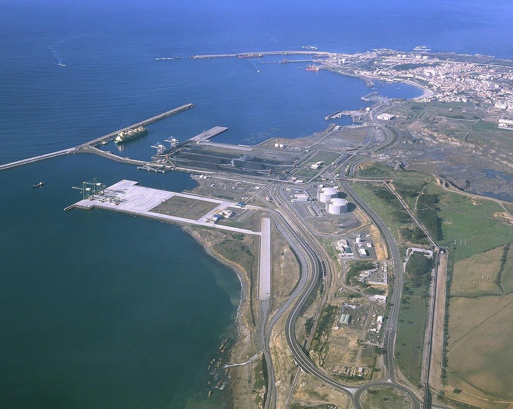 Gradnjo terminala naj prepreči Evropska komisija