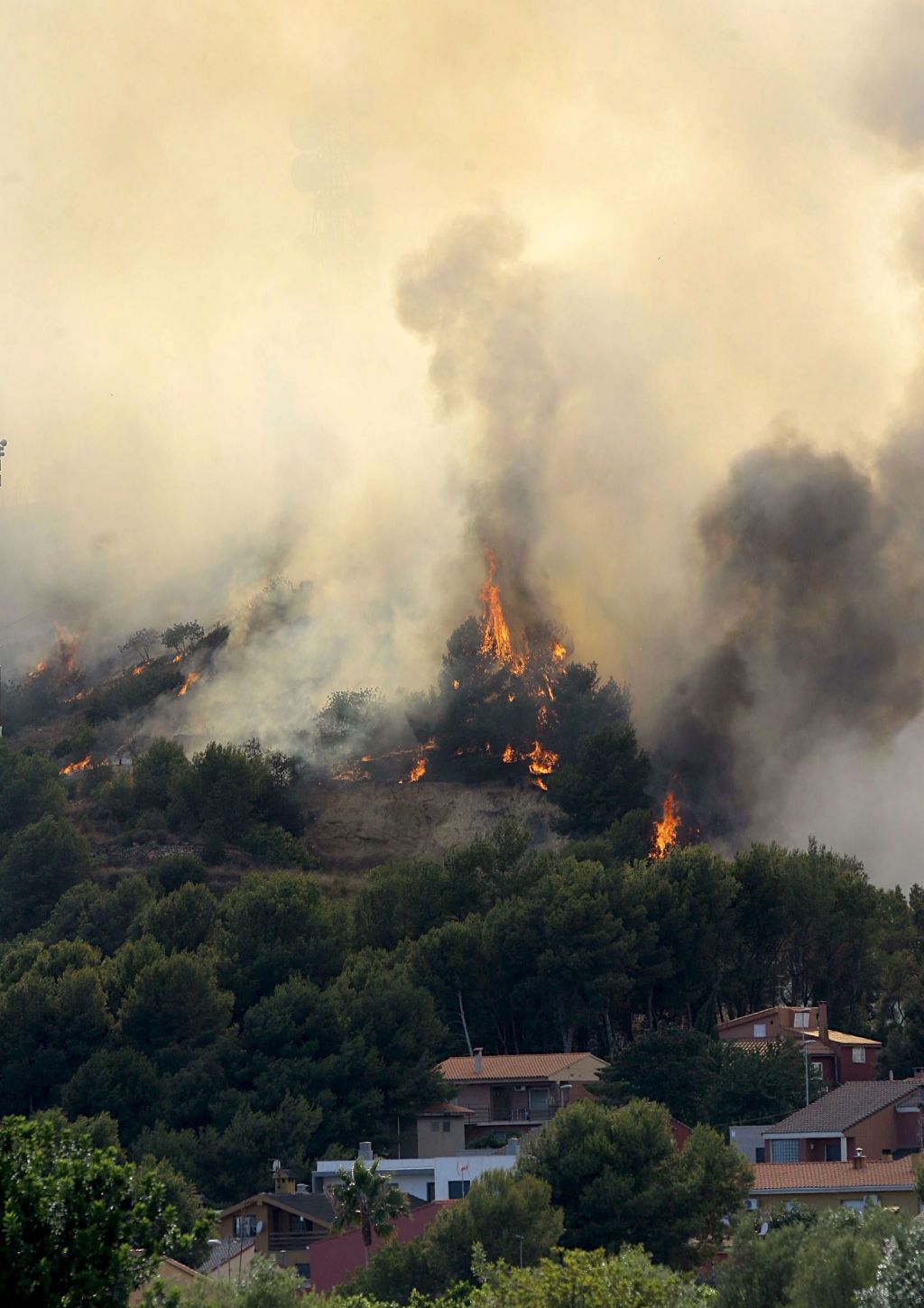 FOTO: Po Evropi pustošijo požari