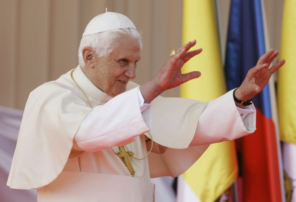 Papež pozdravil padec zatiralskih režimov