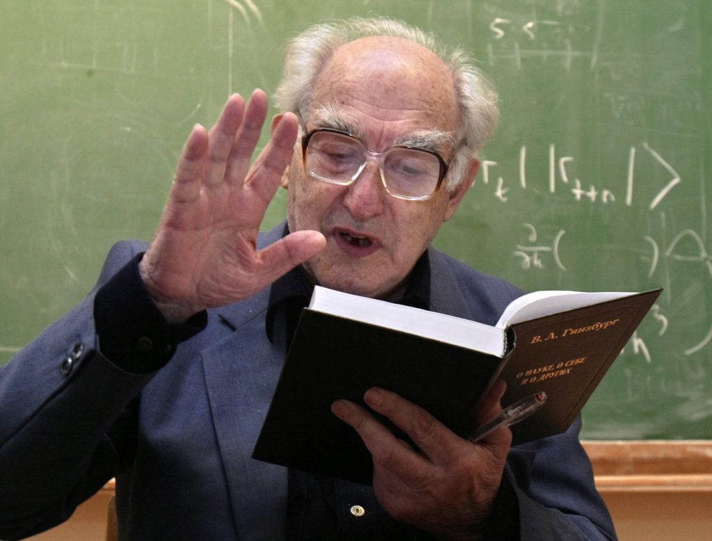 Umrl ruski Nobelovec, fizik Ginzburg