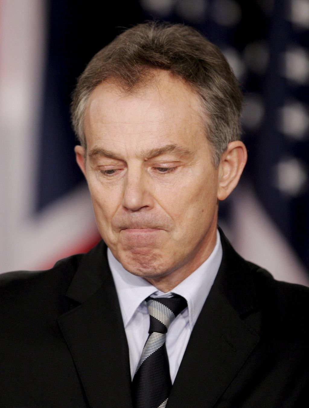 Tony Blair (58) skače čez plot v Izraelu?