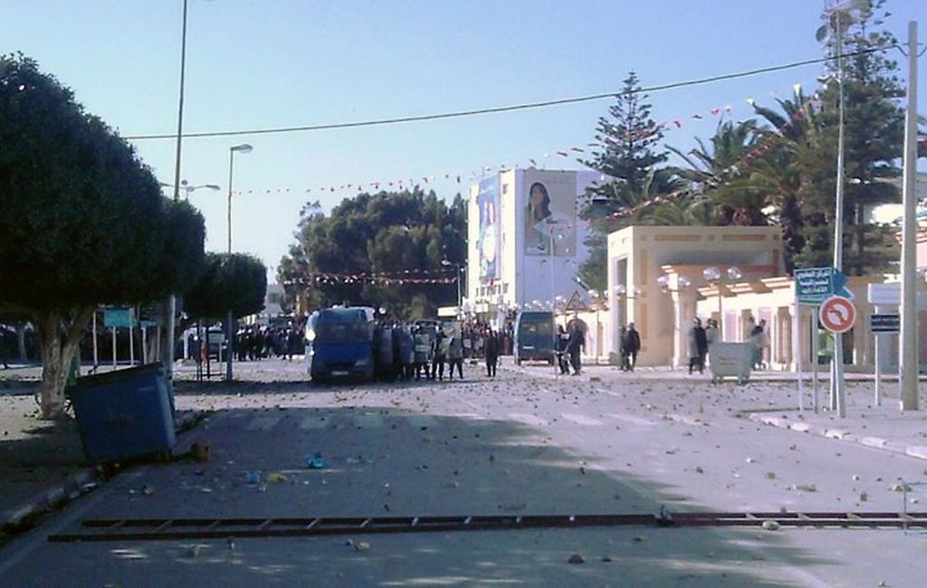 V Tuniziji dejanja skrajnega obupa