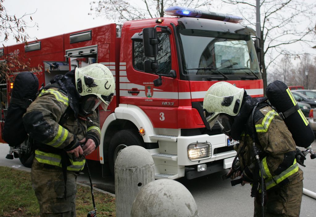 Slovenske Konjice: zaradi uhajanja plina evakuirali šolo