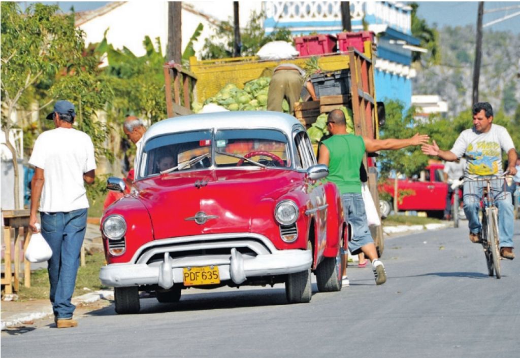 Kubanci lahko spet kupujejo avtomobile