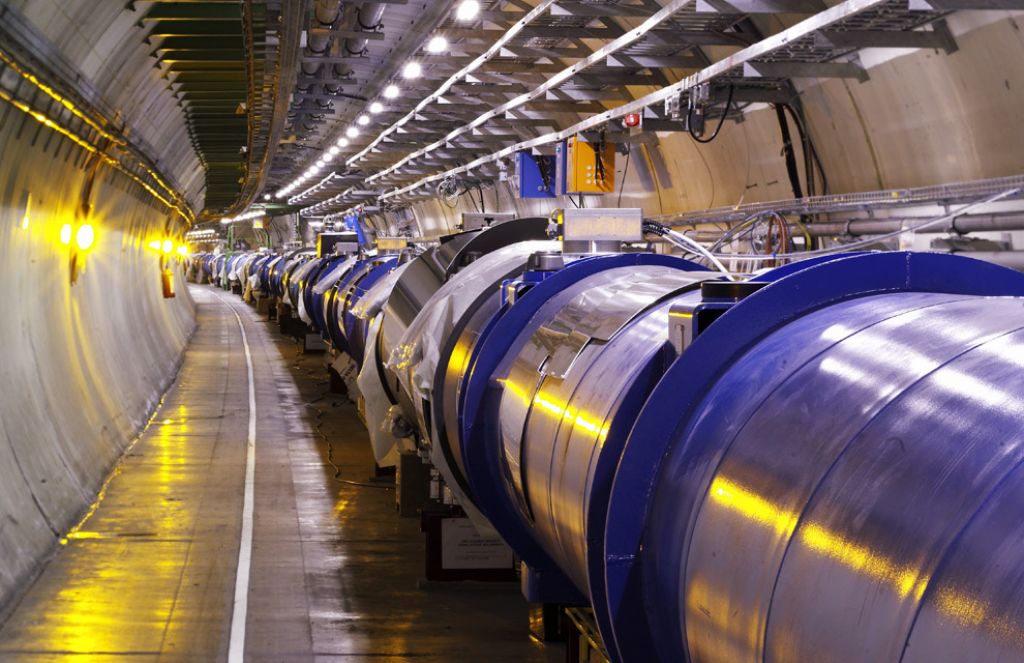 LHC bo letos in prihodnje leto deloval pri 7 TeV