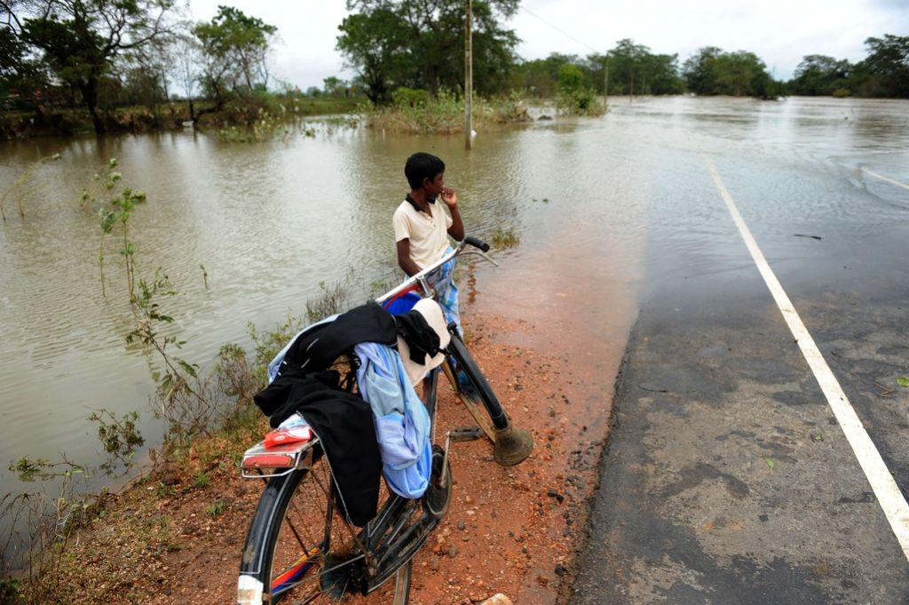 Šrilanka: zaradi poplav več kot milijon ljudi zapustilo domove