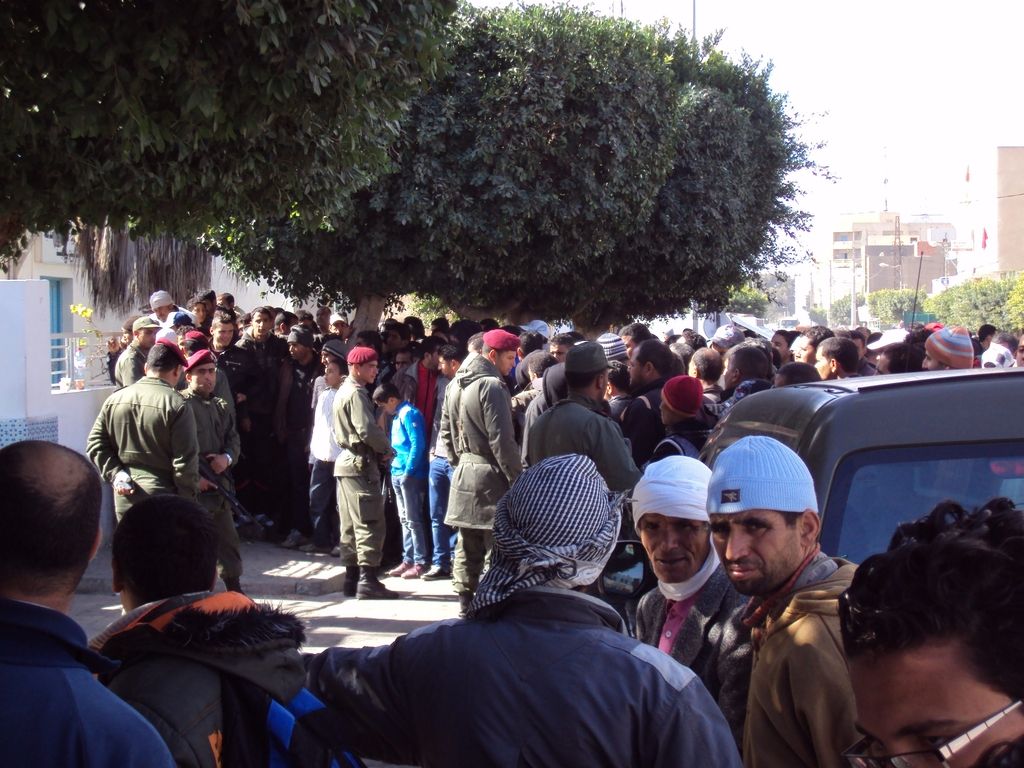 Protesti v Tuniziji: najmanj štirje mrtvi