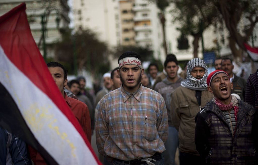 Mubarak ostaja, protestniki jezni in razočarani