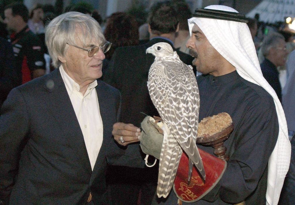 Ecclestone ostal »lojalen« in se odpovedal bahrajnskim milijonom