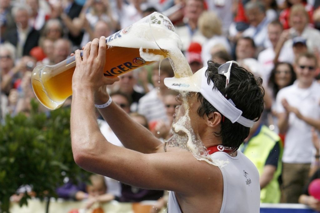 Športniki si pomagajo s pivom