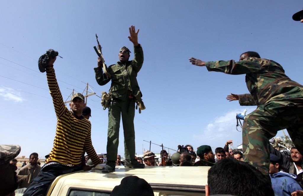 Libijski uporniki slavijo zmago v &quot;naftnem&quot; mestu