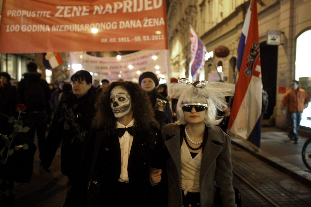 Hrvaški protestniki od vrat do vrat zahtevali spremembe