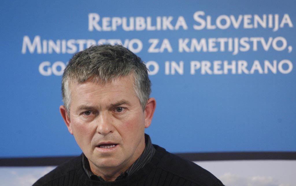 Za manj kot mesec dni dobivamo dva nova poslanca
