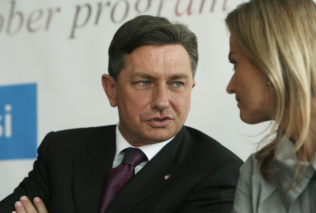 Kresalova ponudila odstop, Pahor ga ni sprejel
