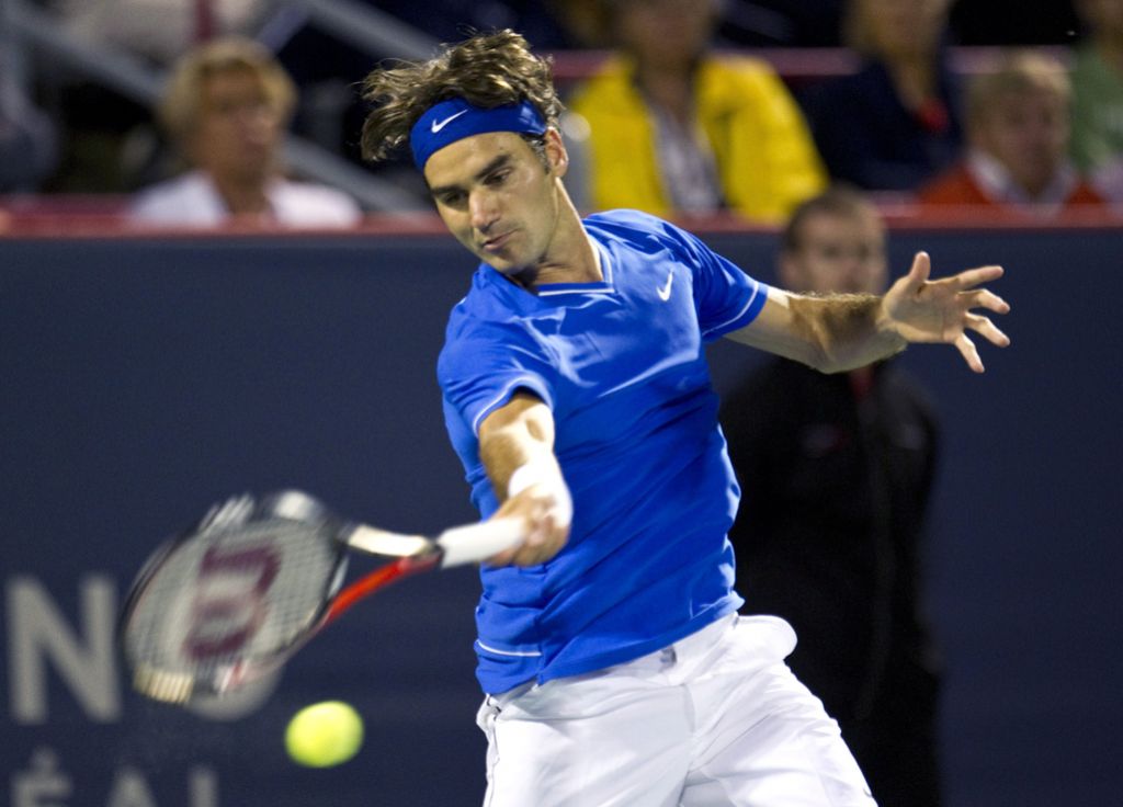 Federer se vrača z domačo zmago