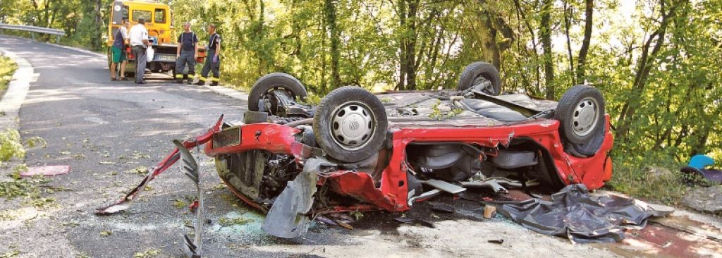 V nesreči na Primorskem življenje izgubili otrok in dve mladi ženski