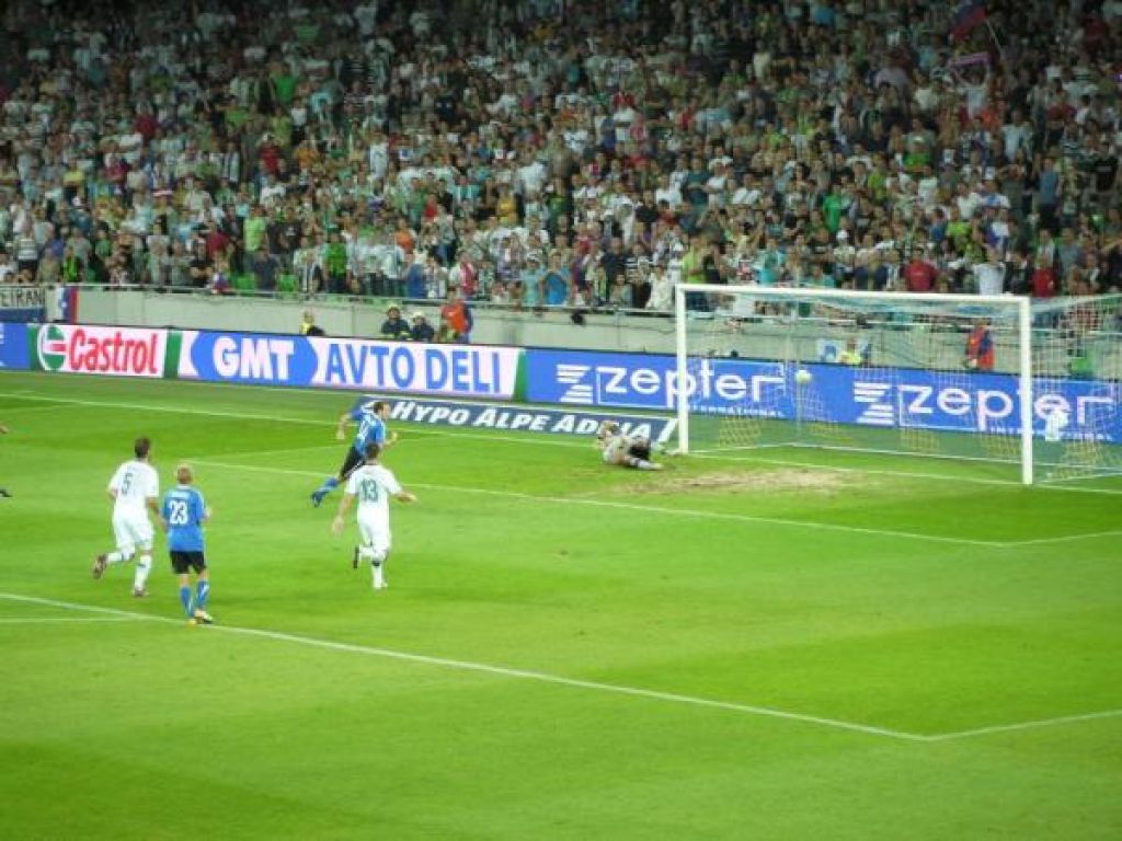 KONEC: Slovenija 1 – Estonija 2