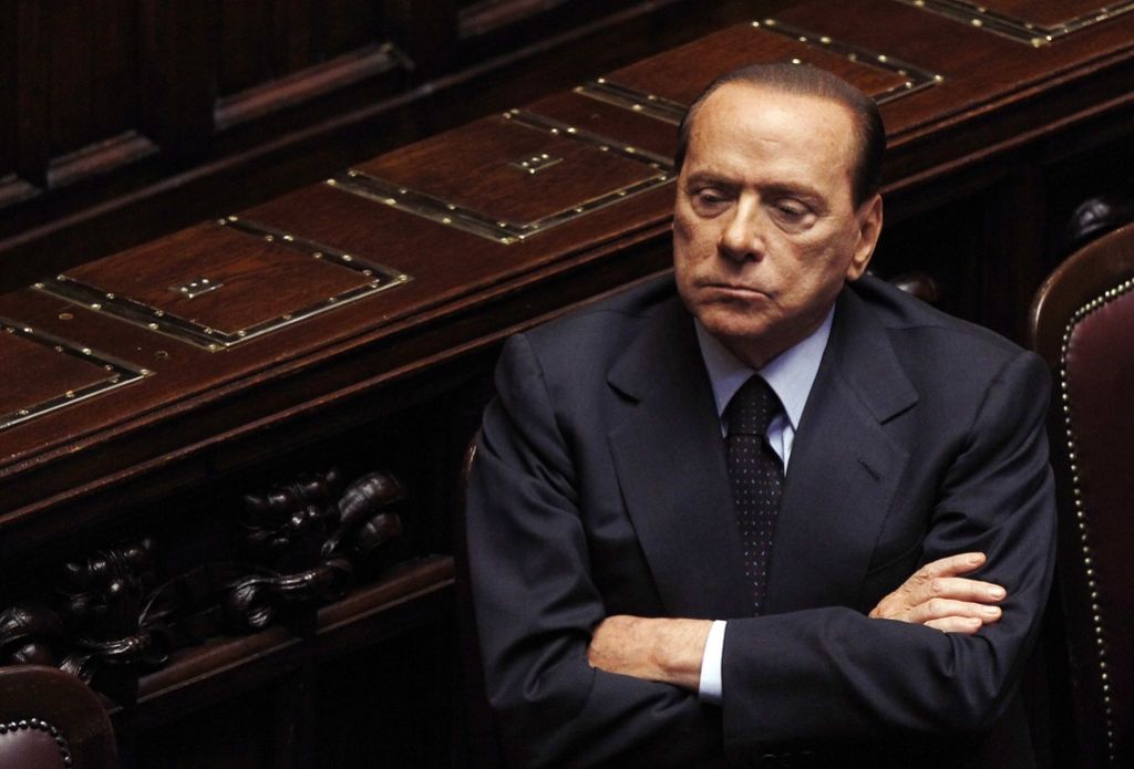 Govorice o Berlusconijevem odstopu zamajale borzne trge
