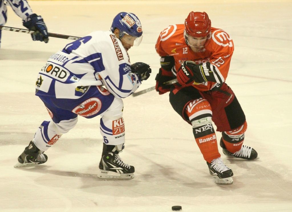 EBEL: Jeseničani do prve zmage v sezoni, Olimpija slavila v Zagrebu
