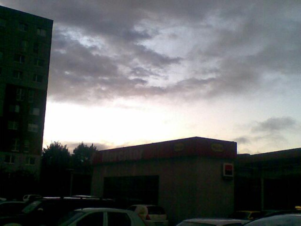 Vse v enem dnevu, veter, dež, sneg in sonce