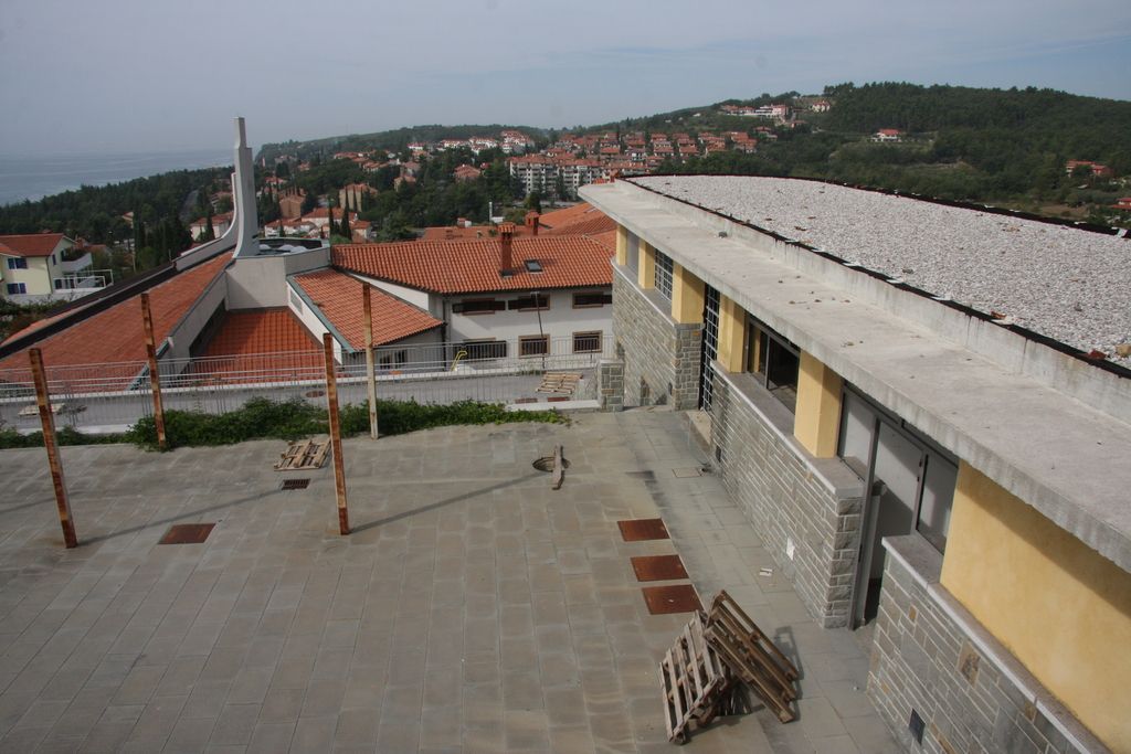 Ankaranske »granate« zaradi vil na pokopališču