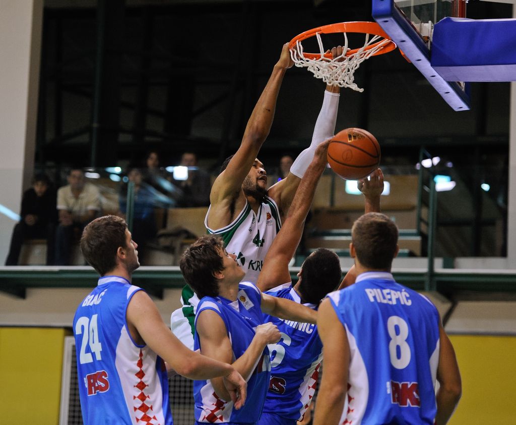 Liga ABA: Olimpija z izjemnim Salinom do zmage nad Crveno zvezdo