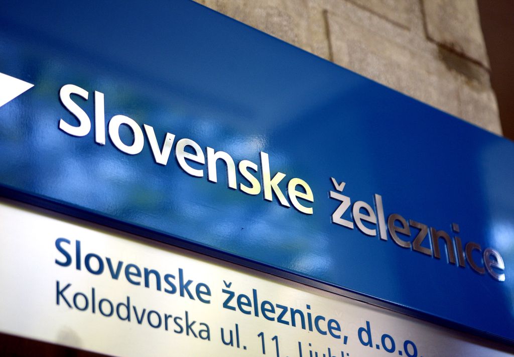 Izguba Slovenskih železnic bo spet večja