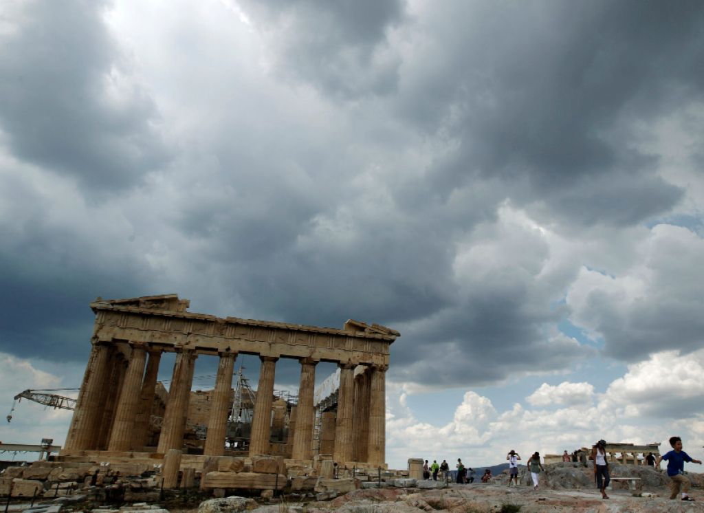 Grčija se je pripravljena odpovedati referendumu