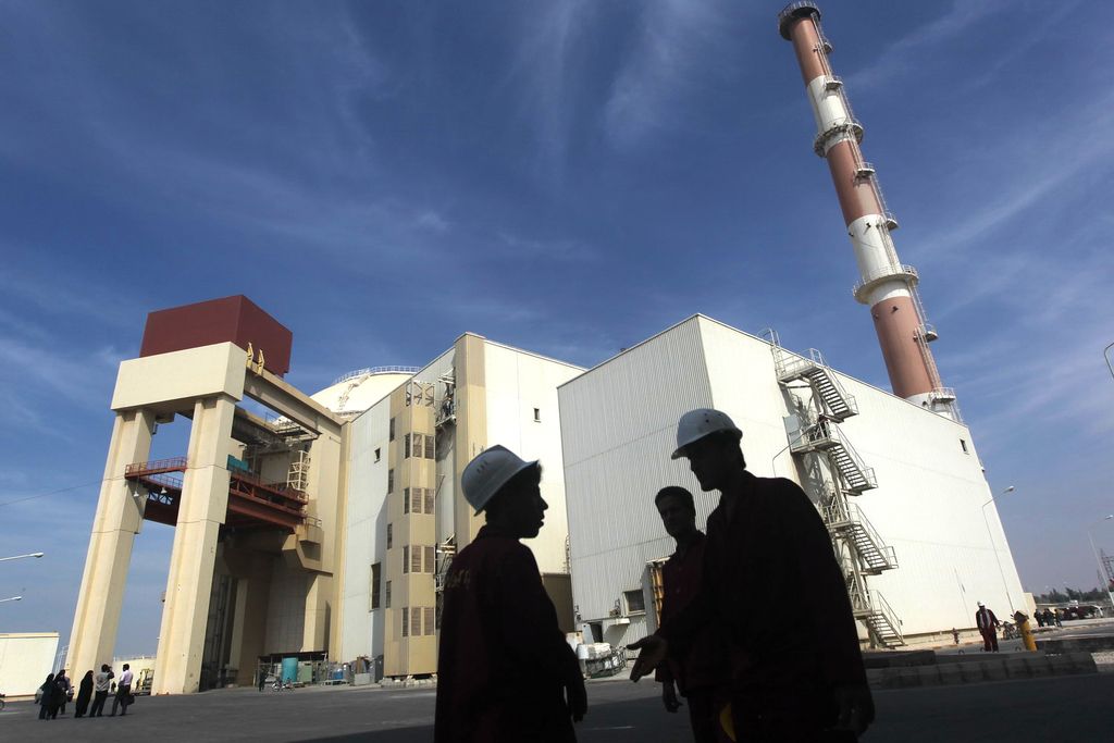 Poročilo IAEA o Iranu: veliko namigov, a brez neposredne obtožbe