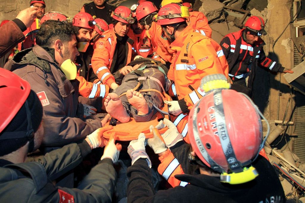 Potres v Turčiji vzel 19 življenj